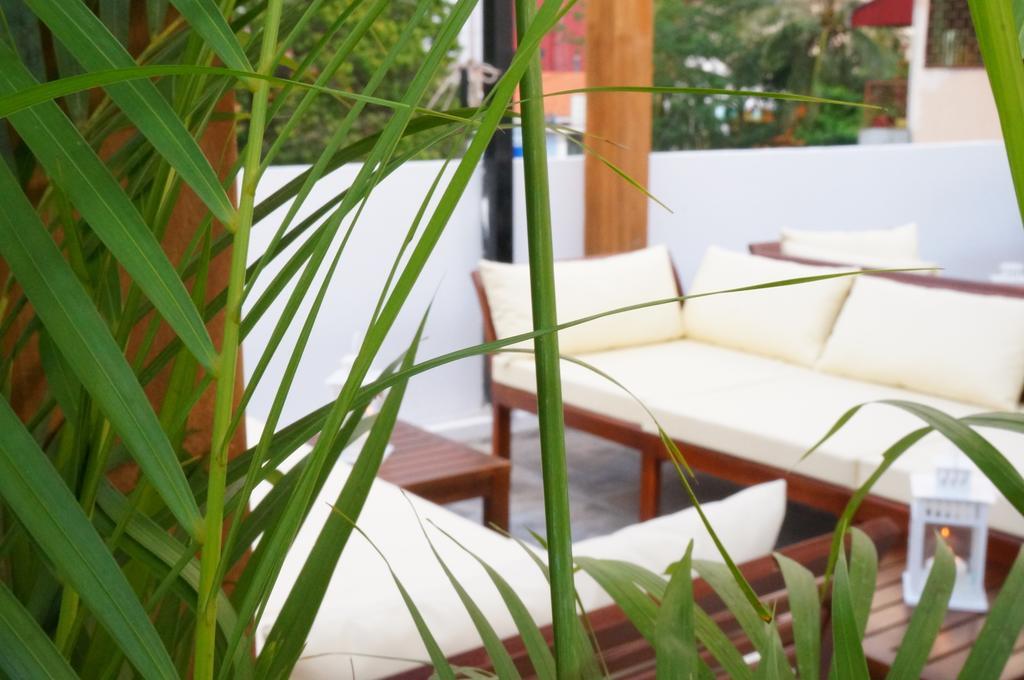 Aura Thematic Hostel Phnom Penh Zewnętrze zdjęcie
