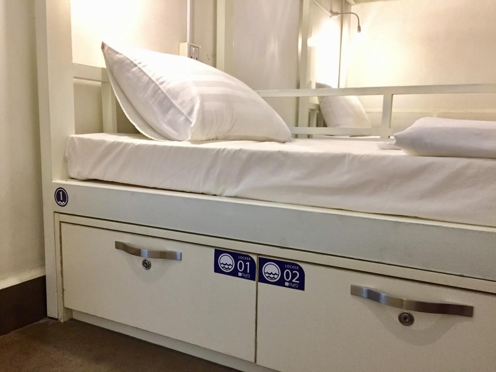 Aura Thematic Hostel Phnom Penh Zewnętrze zdjęcie
