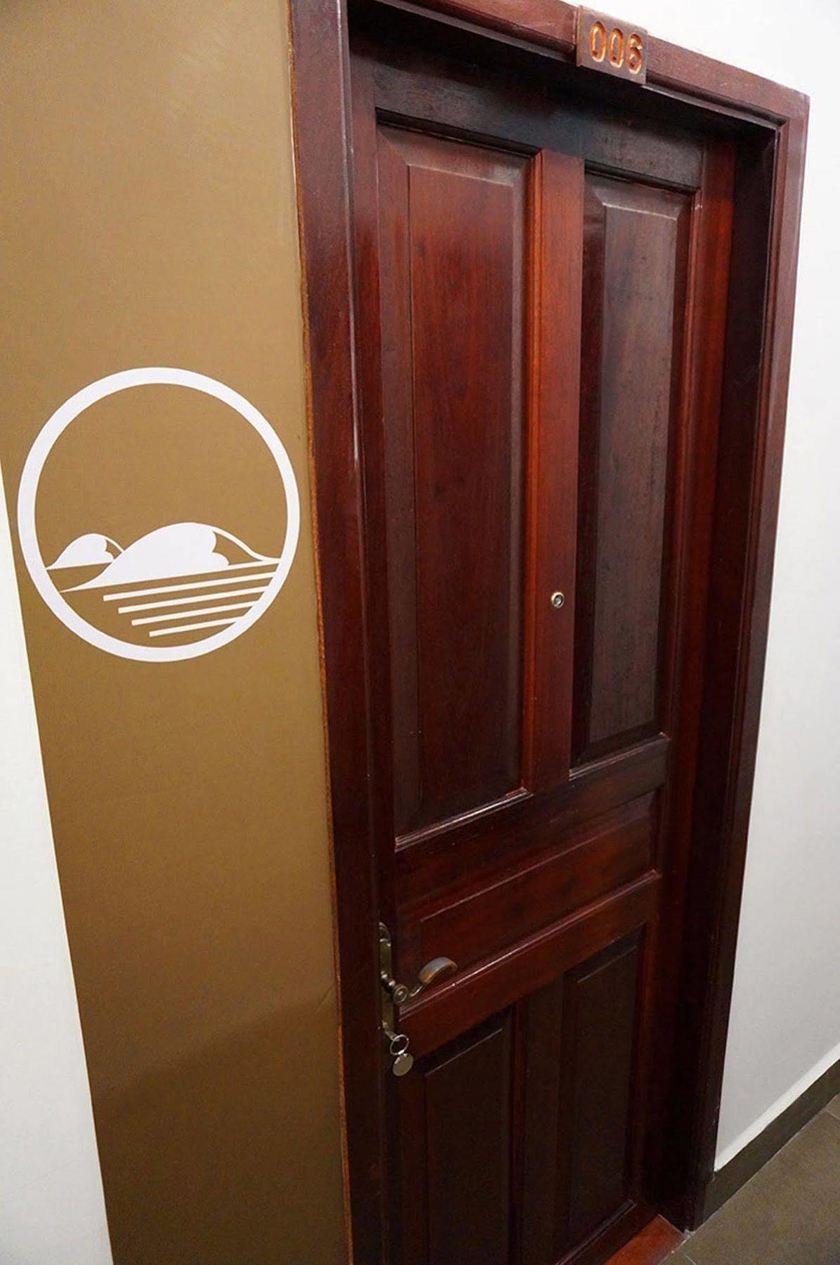 Aura Thematic Hostel Phnom Penh Zewnętrze zdjęcie