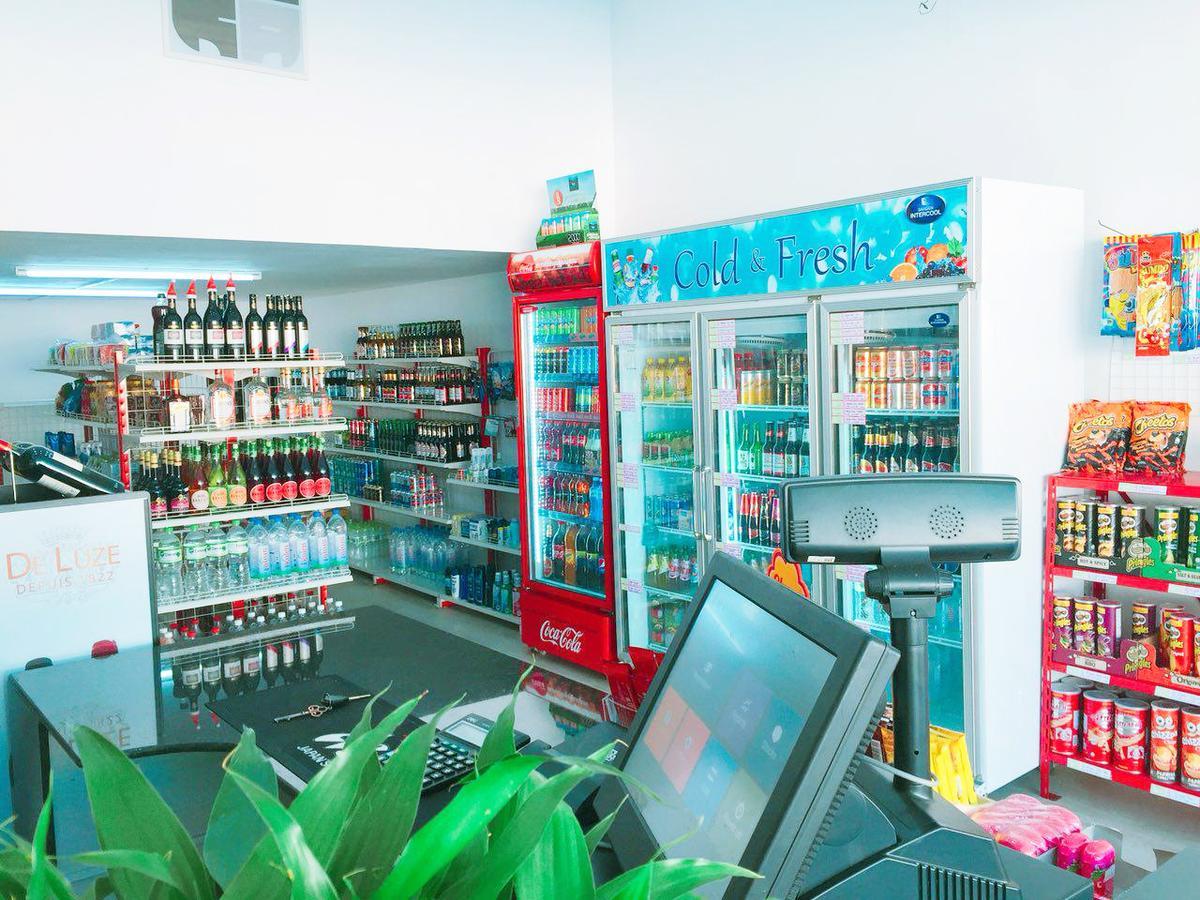 Aura Thematic Hostel Phnom Penh Zewnętrze zdjęcie