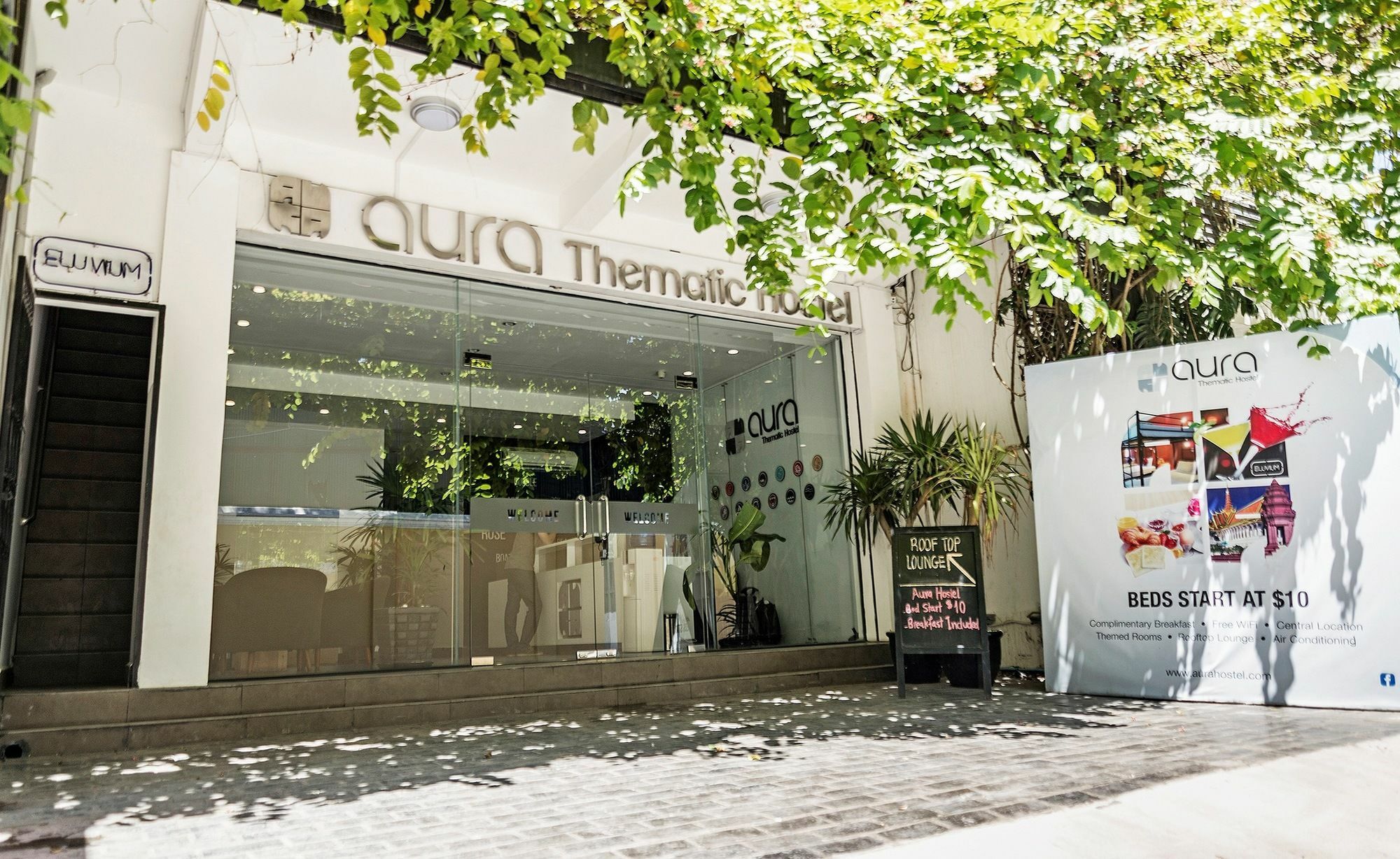 Aura Thematic Hostel Phnom Penh Zewnętrze zdjęcie